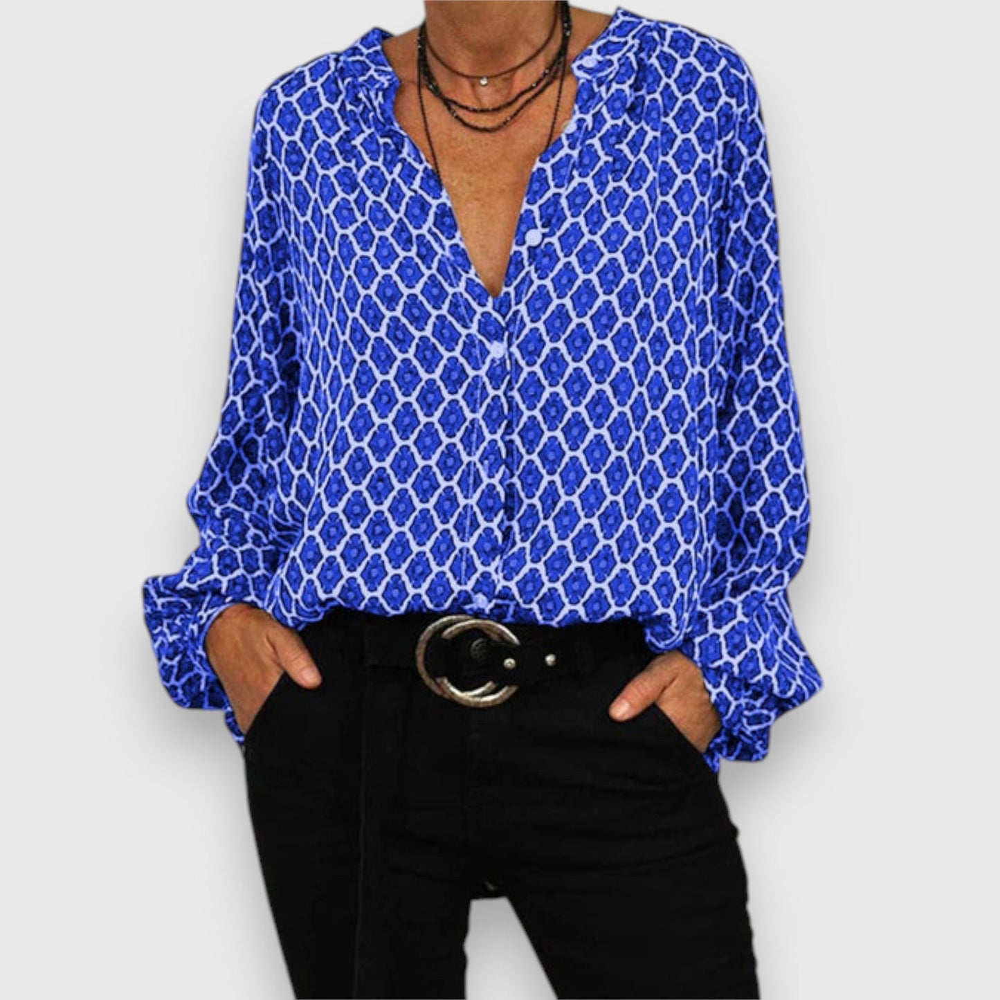 ELSA – Stilren Blus med Modern Touch