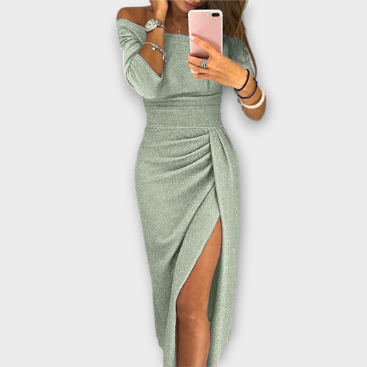 YRLA - Off-Shoulder Klänning