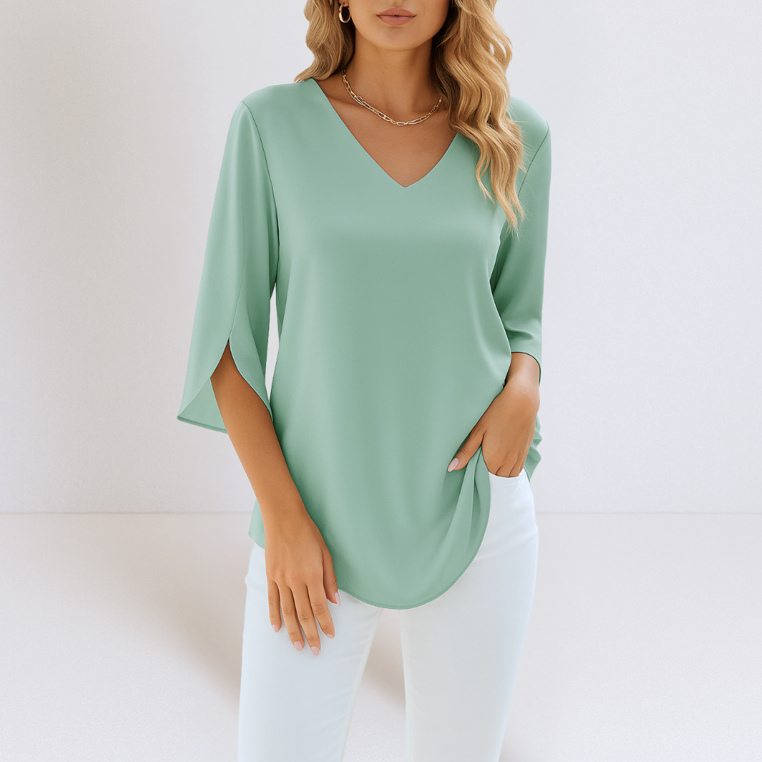 Elindra™ – Elegant blus med V-ringning